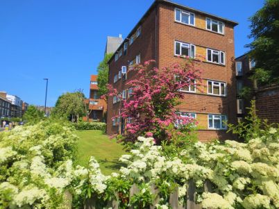Berry Lodge, N4